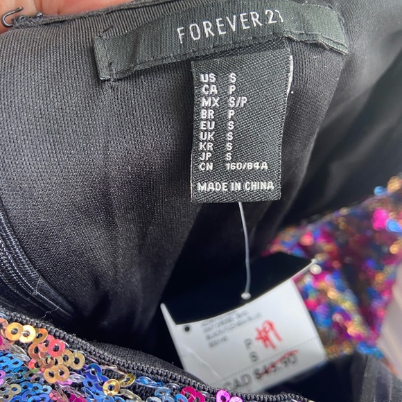 Gorgeous sequin off the shoulder dress - Picture 3 of 4